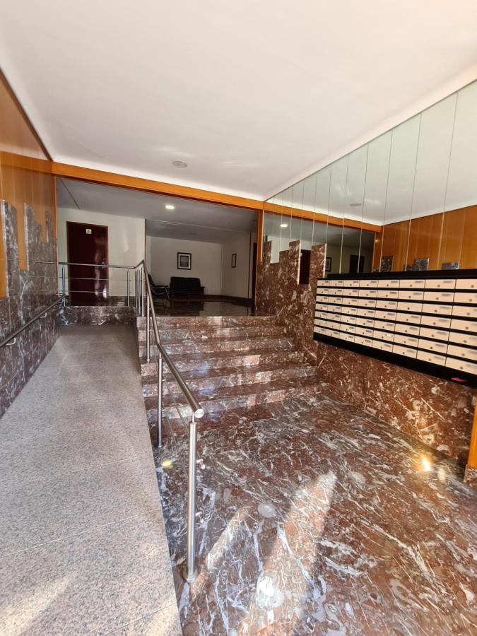 Dos Torres Tauriel - Espacioso Apartamento Con Impresionantes Vistas Y Garaje Privado Zaragoza Eksteriør billede