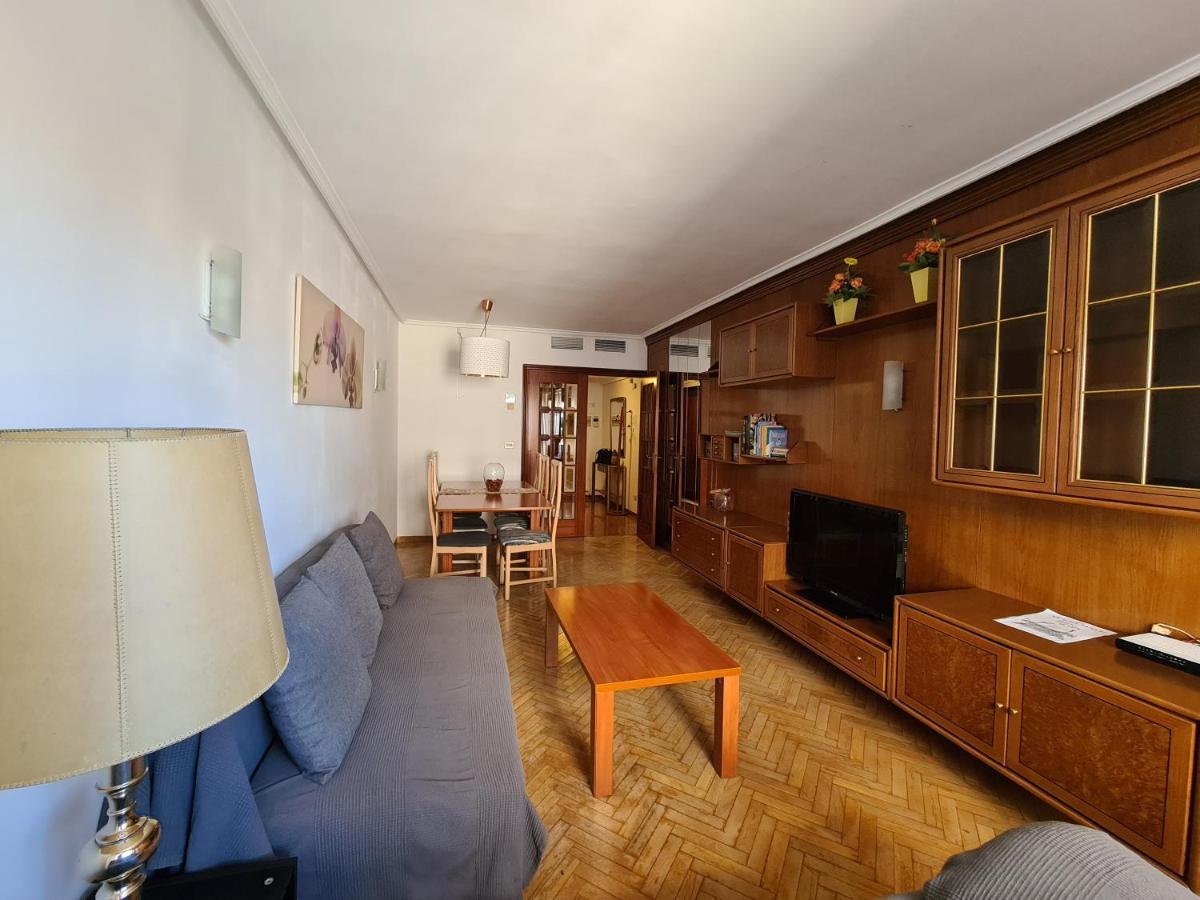 Dos Torres Tauriel - Espacioso Apartamento Con Impresionantes Vistas Y Garaje Privado Zaragoza Eksteriør billede