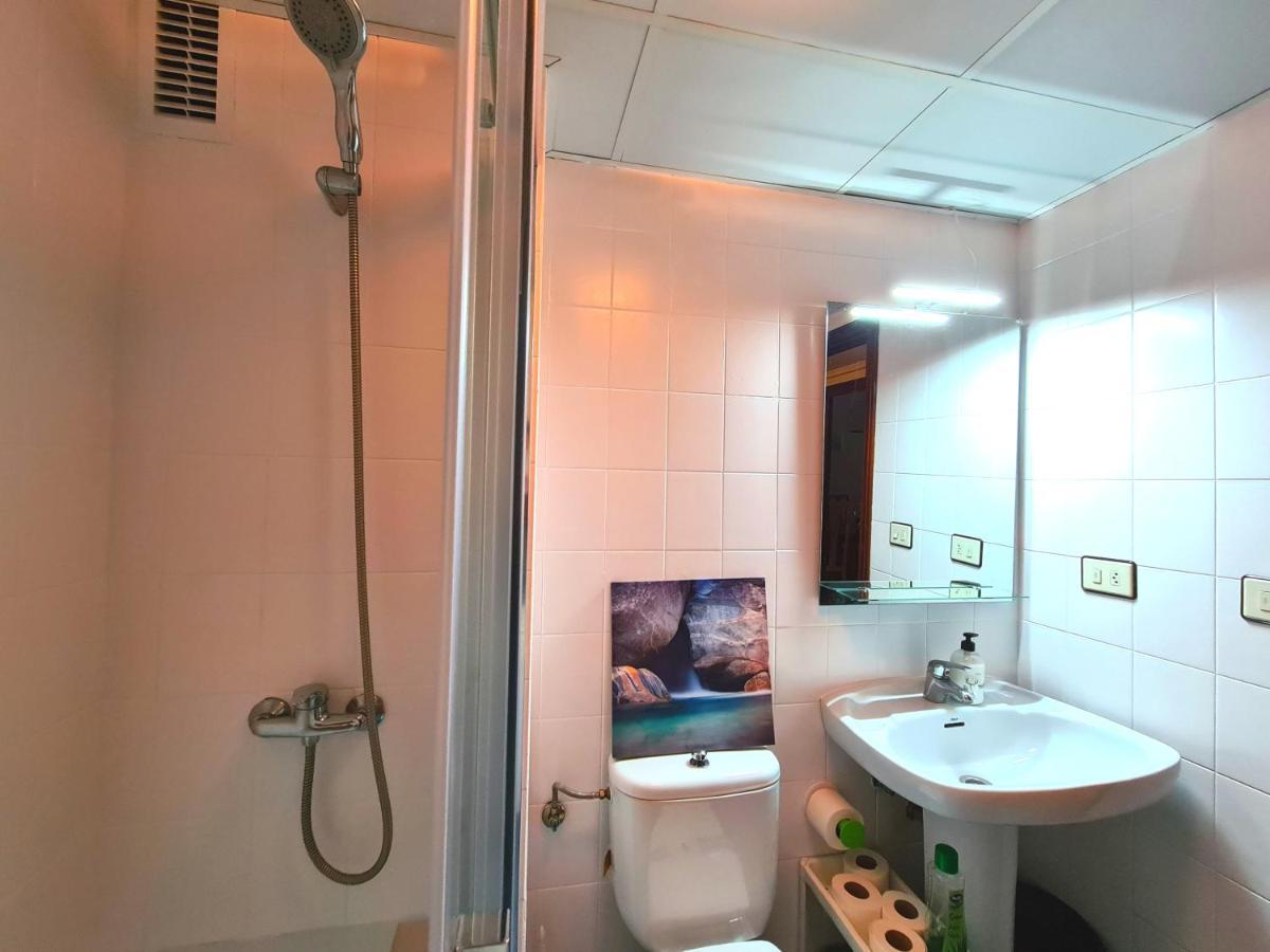 Dos Torres Tauriel - Espacioso Apartamento Con Impresionantes Vistas Y Garaje Privado Zaragoza Eksteriør billede